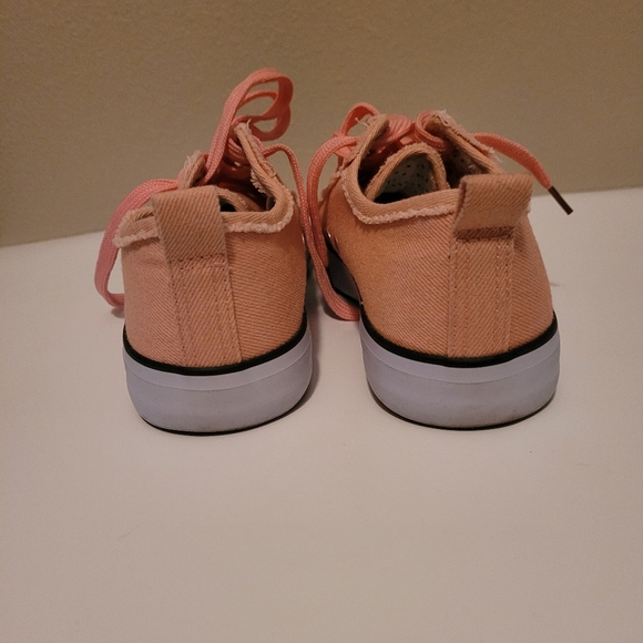 Twisted shoes - Picture 3 of 4